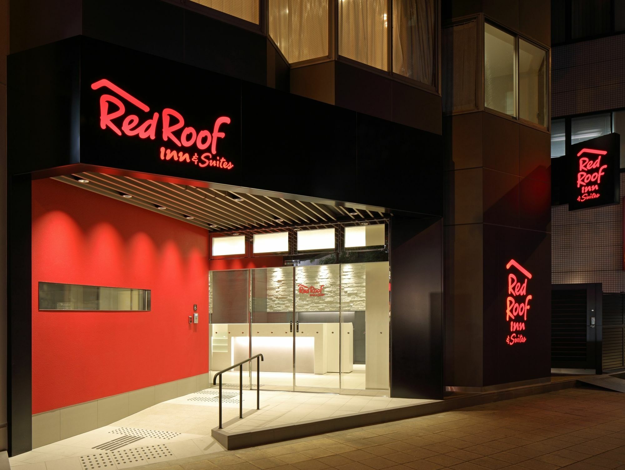 Red Roof Inn & Suites Osaka Namba Nipponbashi Exterior photo