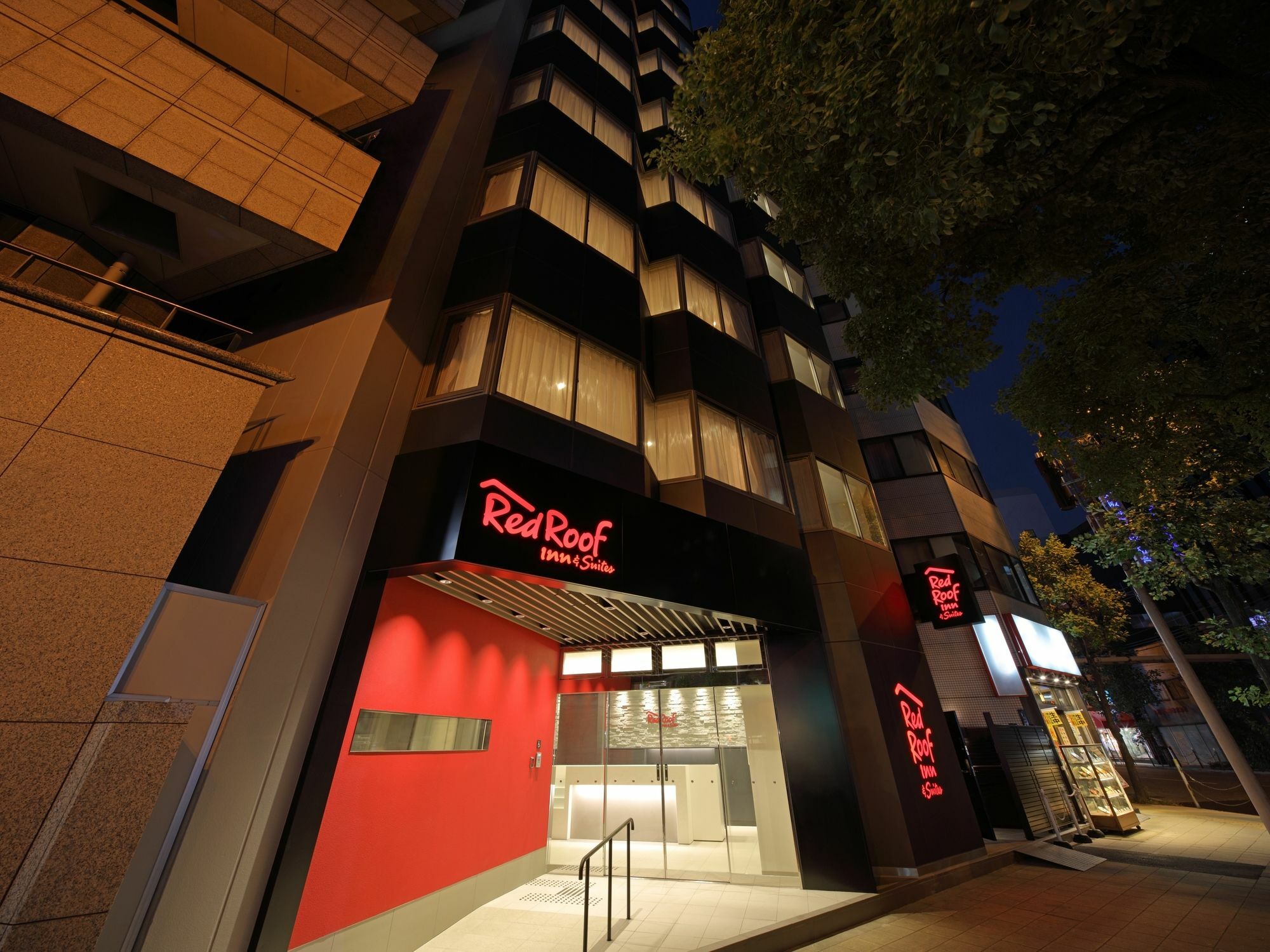 Red Roof Inn & Suites Osaka Namba Nipponbashi Exterior photo